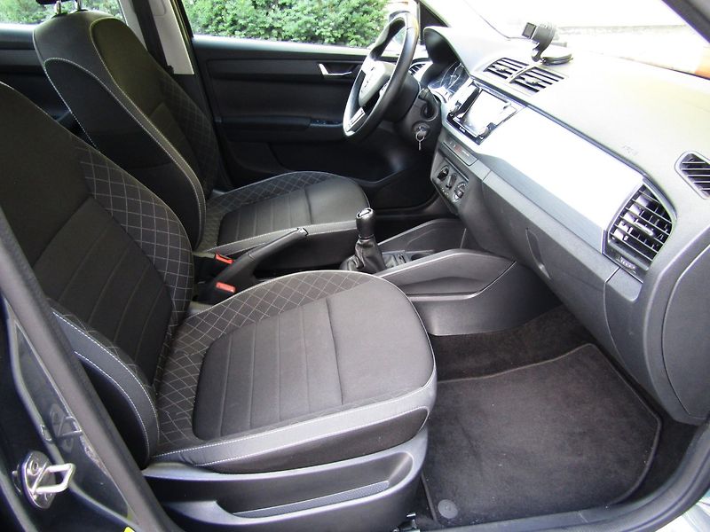 Škoda Fabia (2019) 1.0 MPI 55kW TOP QUALITY - fotka 28 z 39