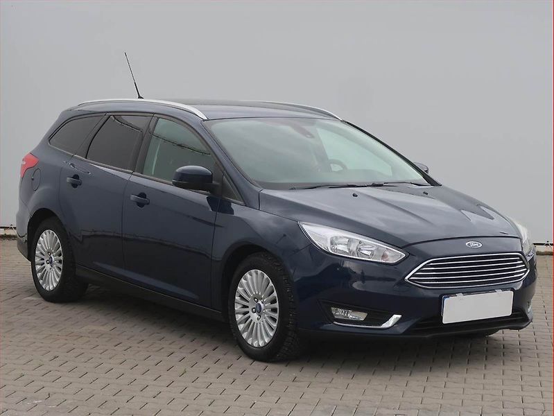 Ford Focus (2015) 1.5 TDCi, Serv.kniha, Navi - fotografie inzerátu