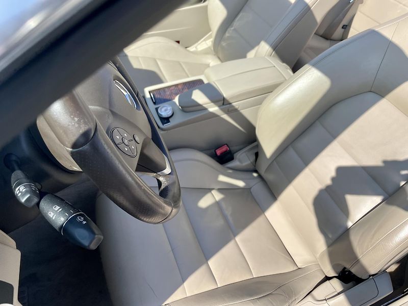 Mercedes-Benz Třídy E (2011) 250CDI cabrio kůže automat - fotka 19 z 24