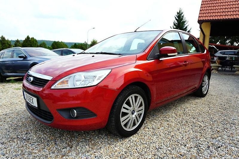 Ford Focus (2009) TREND 1,6 16V 74 kW - fotka 8 z 36