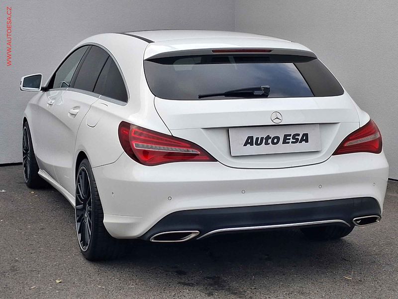 Mercedes-Benz CLA (2018) 1.6 i CLA200, Sport, LED, - fotka 6 z 18