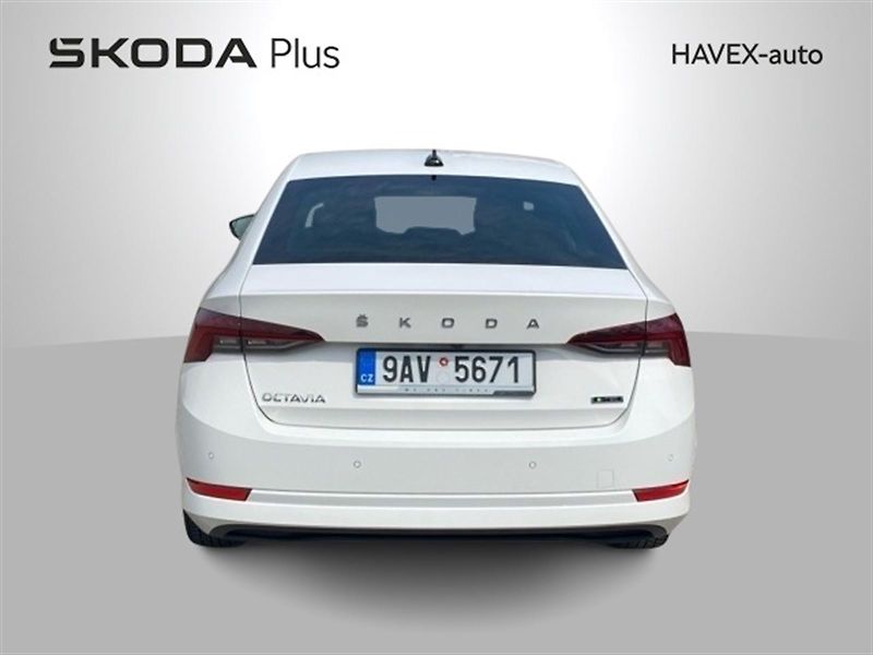 Škoda Octavia (2023) 1.5 TSI e-TEC DSG Style + - fotka 4 z 6