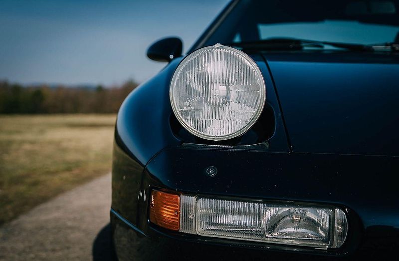 Porsche 928 (1992) GTS - fotka 31 z 65