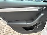 Škoda Octavia Combi 1.6 TDI ACTIVE Plus  81 - náhled 21