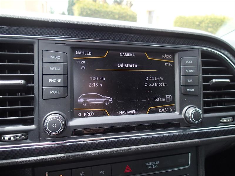 Seat Leon 2,0 TDi, FR, Dsg, ČR - fotka 25 z 49