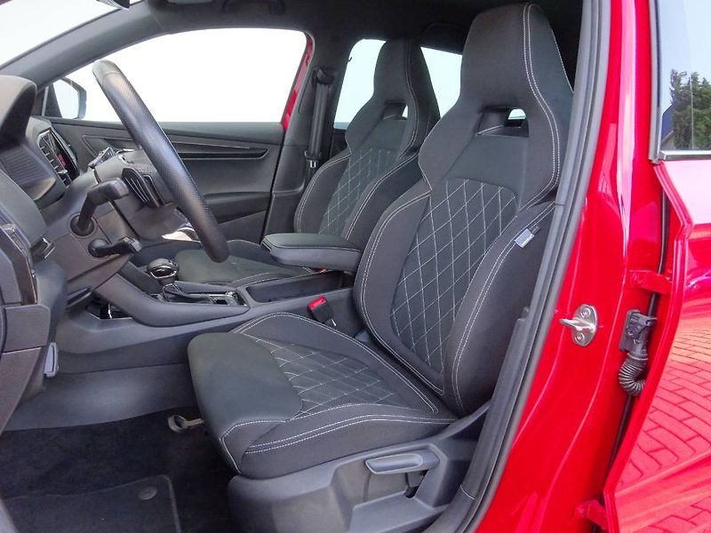 Škoda Karoq (2023) SPO 4X4 TD 2.0/110KW A7A - fotka 22 z 30