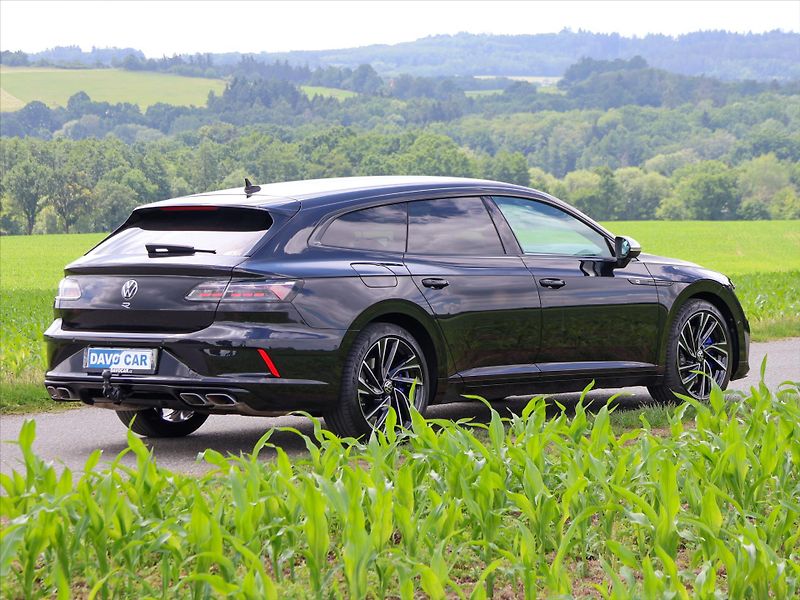 Volkswagen Arteon 2,0 TSI R 235kW 4Motion DSG DP - fotka 7 z 41
