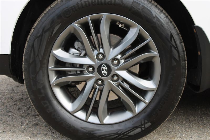 Hyundai ix35 1,7 CRDI  ČR,TRIKOLOR+,TAŽNÉ - fotka 27 z 28