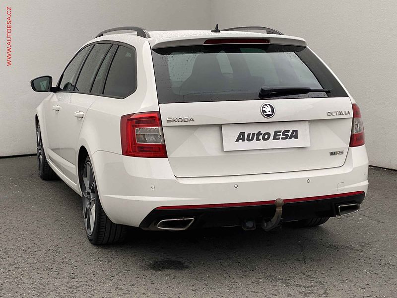 Škoda Octavia (2016) 2.0 TDi, RS, bixen, TZ, +kola - fotka 6 z 18