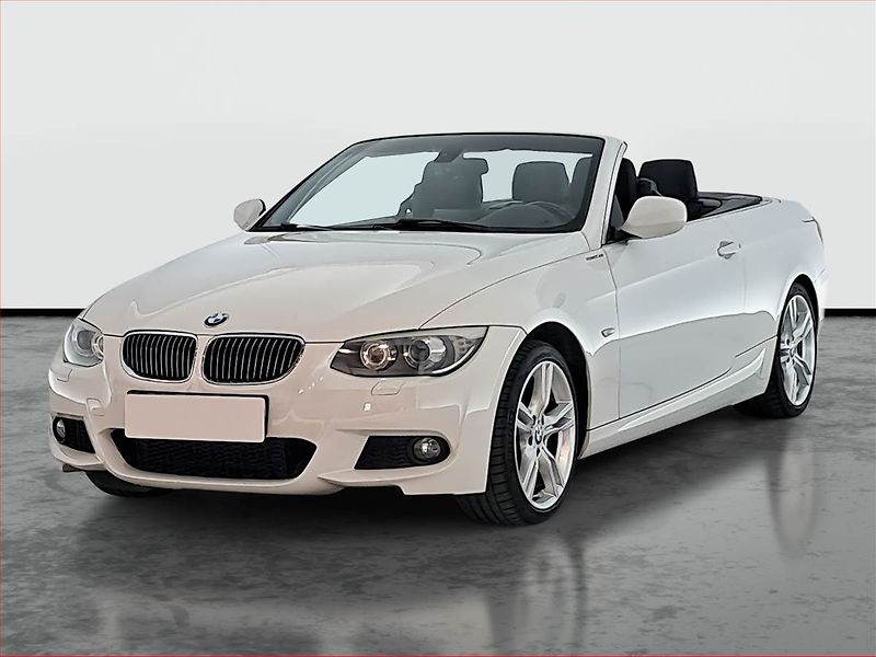 BMW Řada 3 (2010) 330 d, Automat, Kůže - fotka 2 z 21