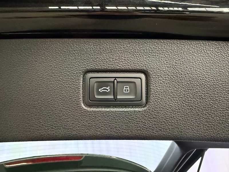 Audi Q7 3.0TDI QUATTRO S-LINE, MATRIX, - fotka 24 z 25
