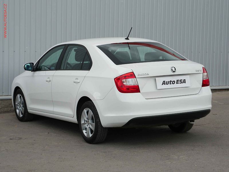 Škoda Rapid (2015) 1.4 TDi, ČR, Ambiente - fotka 6 z 16