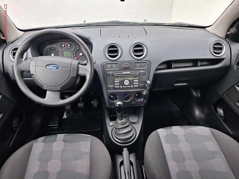 Ford Fusion (2008) 1.4i, Klima - fotka 8 z 15
