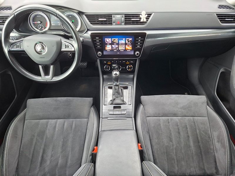 Škoda Superb (2019) 2.0TDI 110kW DSG -WEBASTO-DCC - fotka 10 z 43