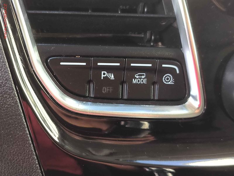 Ford Tourneo Custom (2019) 2.0TDCi L2, 136kW, navi, - fotka 21 z 28