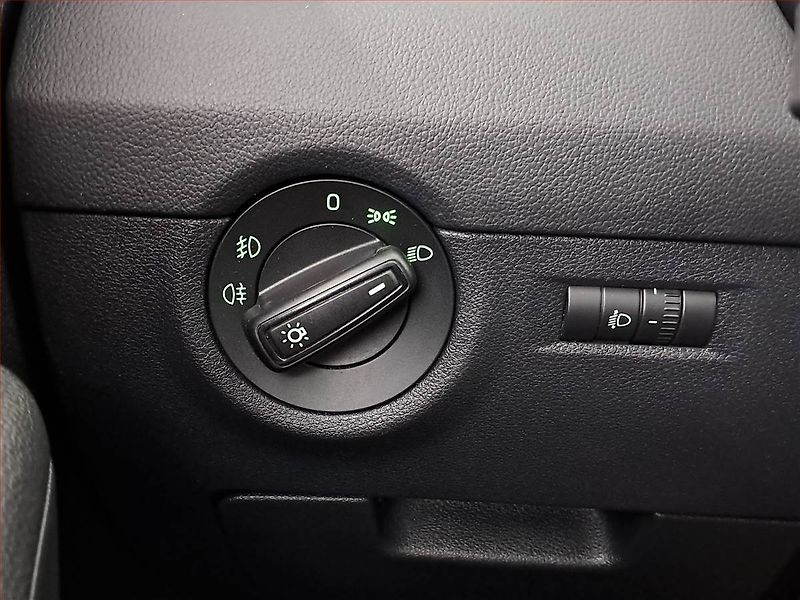 Škoda Octavia (2016) Ambition 1.6 TDI, Tempomat - fotka 15 z 15