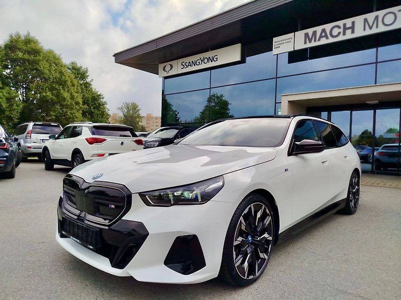 BMW Ostatní M60 xDrive Touring TOP - fotka 5 z 23