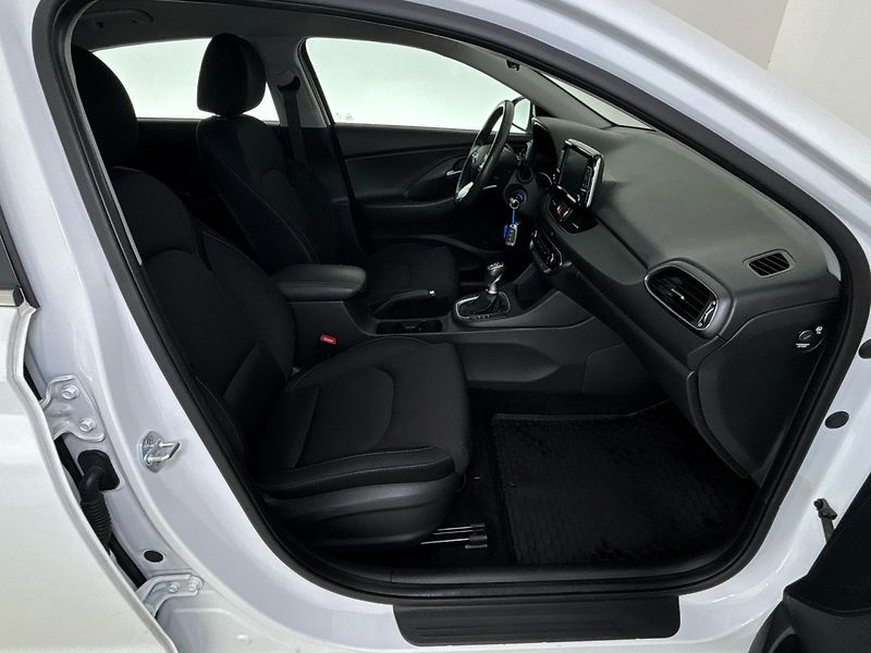 Hyundai i30 Comfort - fotka 9 z 27