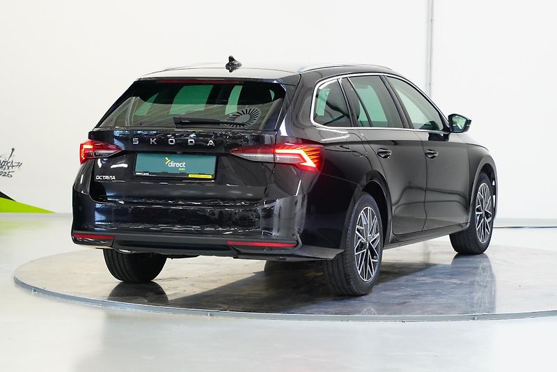 Škoda Octavia - fotka 2 z 27