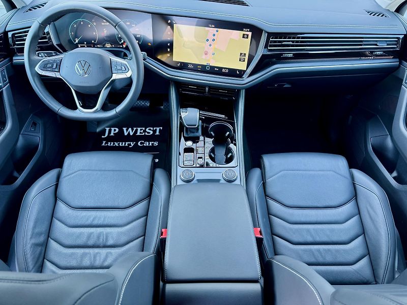Volkswagen Touareg (2024) Model 2025, Kůže, VZDUCH,Tažné - fotka 13 z 43