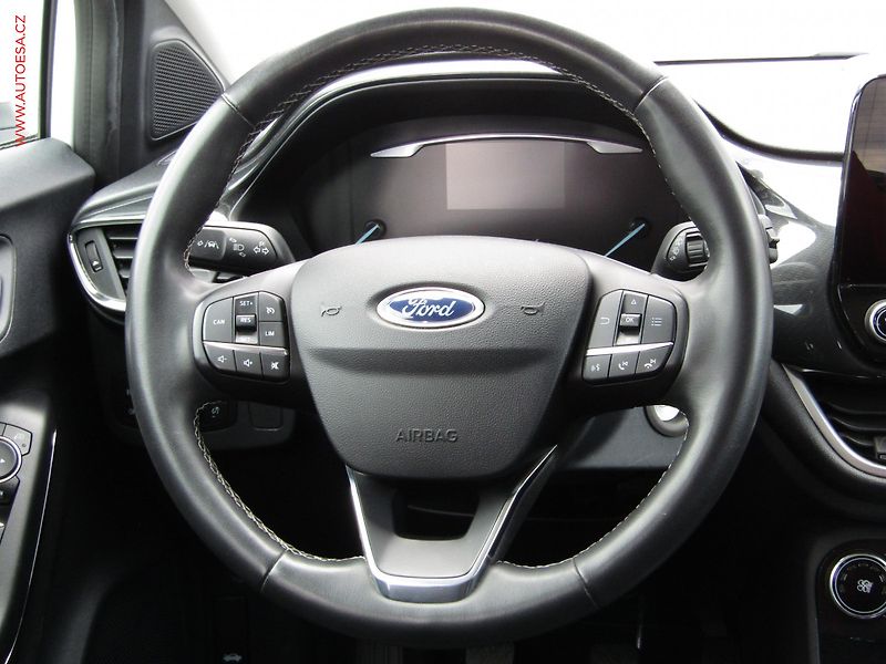 Ford Puma (2021) 1.0 EB, Titanium, LED, navi - fotka 13 z 19