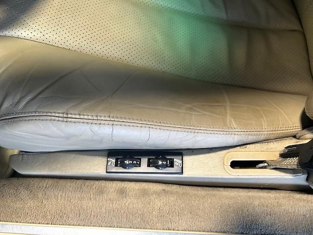 Mercedes-Benz SL (1990) 500 kabriolet - fotka 22 z 26