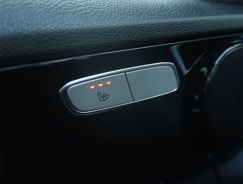 Mercedes-Benz Třídy C (2015) C 220 d 4MATIC , 4X4, Automat - fotka 20 z 22