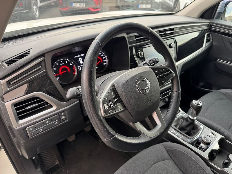 SsangYong Korando (2021) 1,5 TGDI (163k) e-XGI 4x4 6MT - fotka 22 z 37