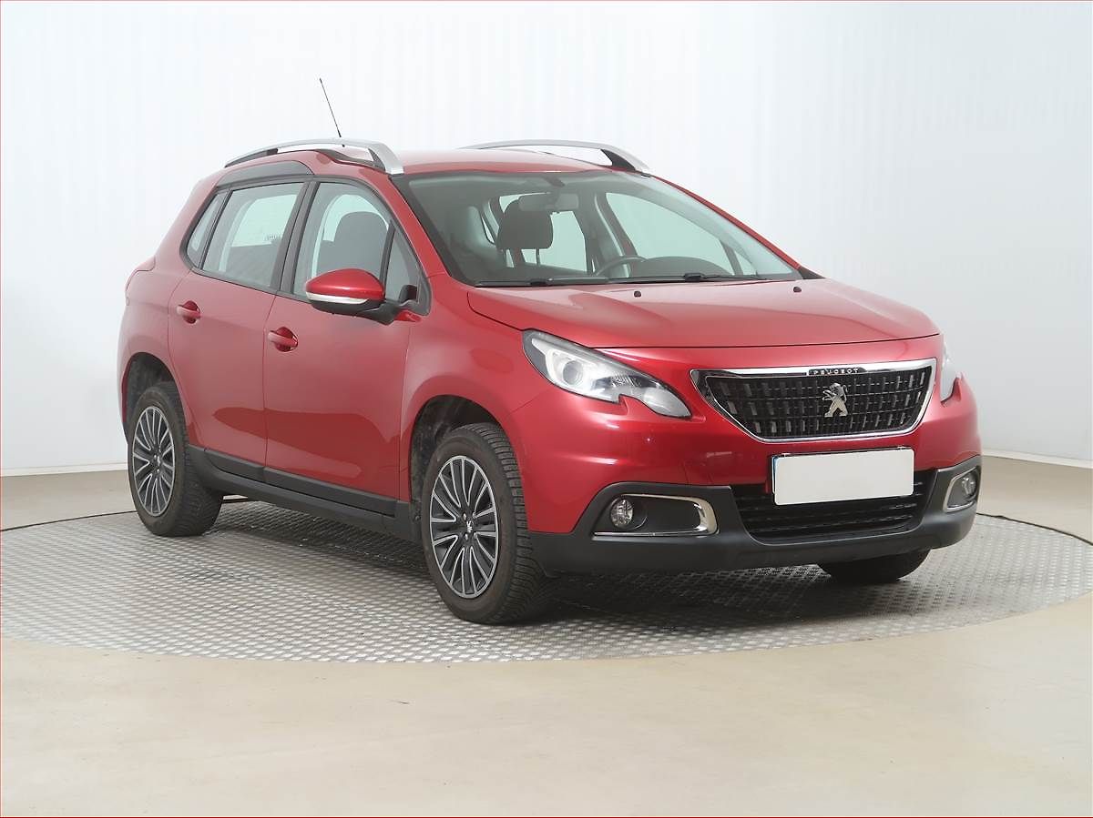 Peugeot 2008 1.2 PureTech, Automat