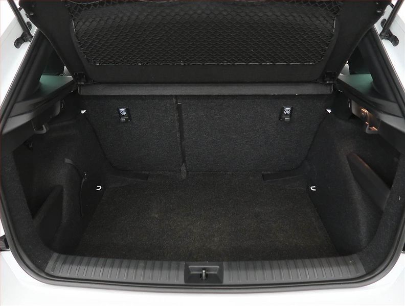 Škoda Kamiq (2023) Monte Carlo 1.5 TSI - fotka 13 z 26
