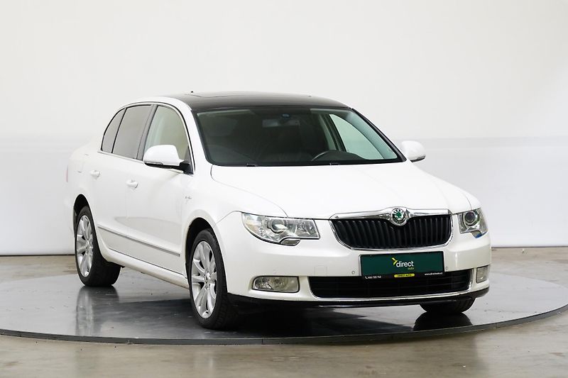 Škoda Superb - fotka 8 z 25