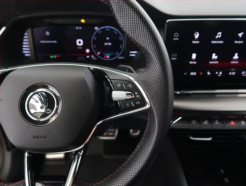Škoda Octavia (2024) RS 1.4 TSI iV - fotka 29 z 34