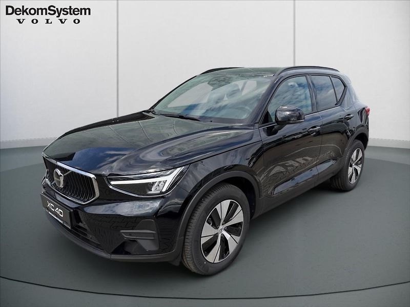 Volvo XC40 (2026) 2,0 B3 Core 8378 - fotka 1 z 13
