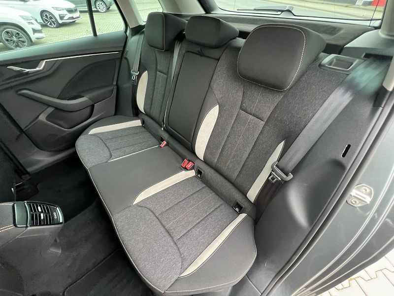 Škoda Kamiq Top Selection 1.0 TSI 85 kW - fotka 14 z 30