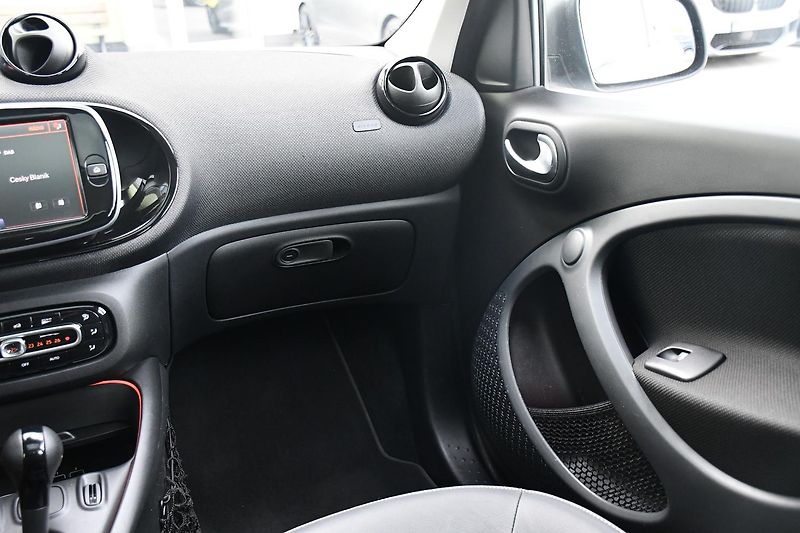 Smart Forfour EQ COMFORT REZERVACE - fotka 7 z 33