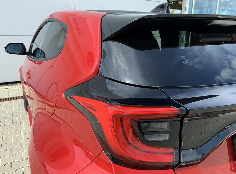 Toyota GR Yaris GR DYNAMIC 4WD 1.6 TURBO 192kW - fotka 35 z 42