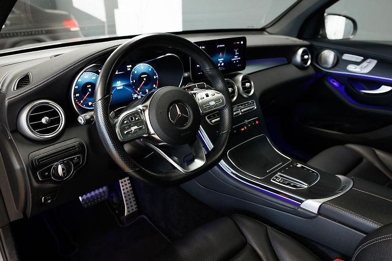 Mercedes-Benz GLC (2023) GLC 220d 4Matic AMG Line - fotka 31 z 35