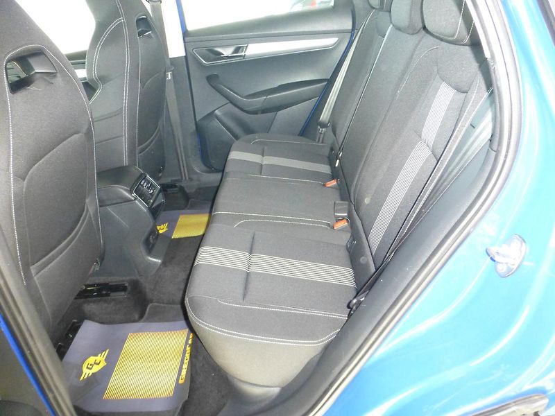 Škoda Karoq (2018) 1,6TDI*PARK.S**ALU***VYHŘ.SED. - fotka 11 z 22
