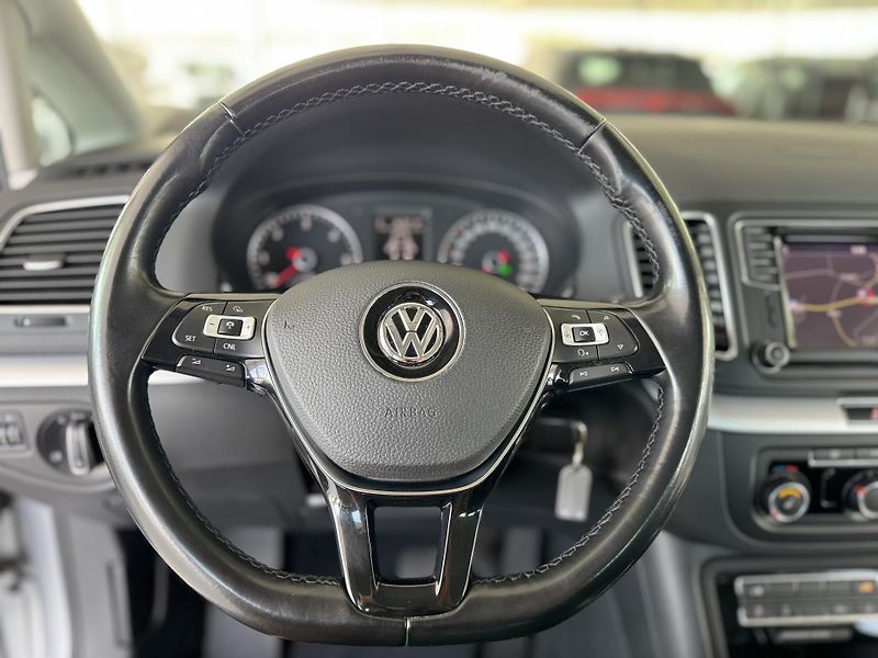 Volkswagen Sharan 2,0TDI 110kW*DSG*Tažné*DPH - fotka 10 z 40