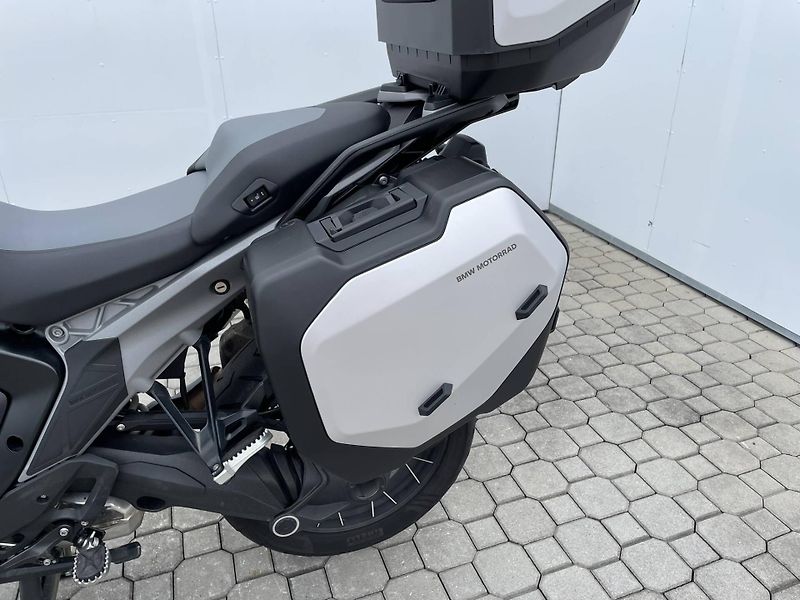 BMW (2025) R 1300 GS - fotka 8 z 17