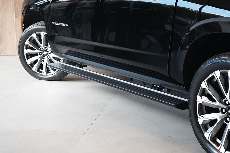 Chevrolet Suburban (2026) 6,2 V8 High Country - fotka 13 z 50