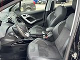 Peugeot 2008 (2019) 1.2PT, Crossway, navi, panor - náhled 9