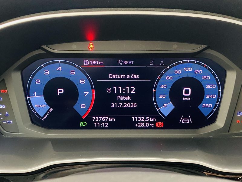 Audi Q3 2,0 40 TFSI  Quattro - fotka 10 z 26