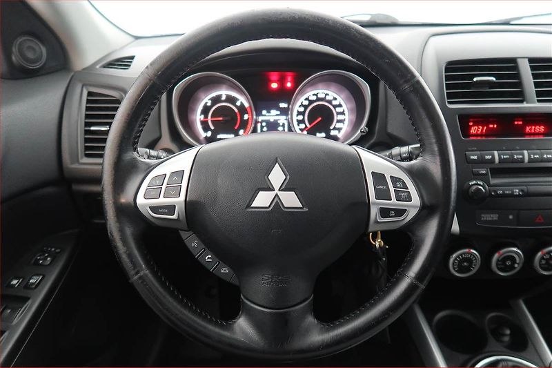 Mitsubishi ASX (2010) 1.8 DI-D MIVEC, Xenony - fotka 15 z 18