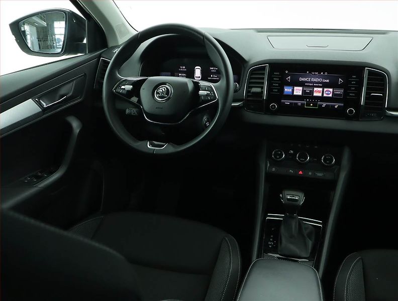 Škoda Karoq (2023) Ambition 2.0 TDI - fotka 7 z 17