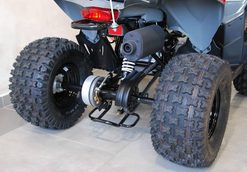 Polaris Outlaw 90 (2026) Outlaw 110 EFI - fotka 10 z 25