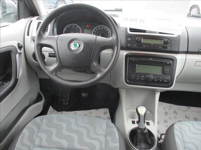 Škoda Fabia 1,2 i, digiklima, serviska, - fotka 16 z 39