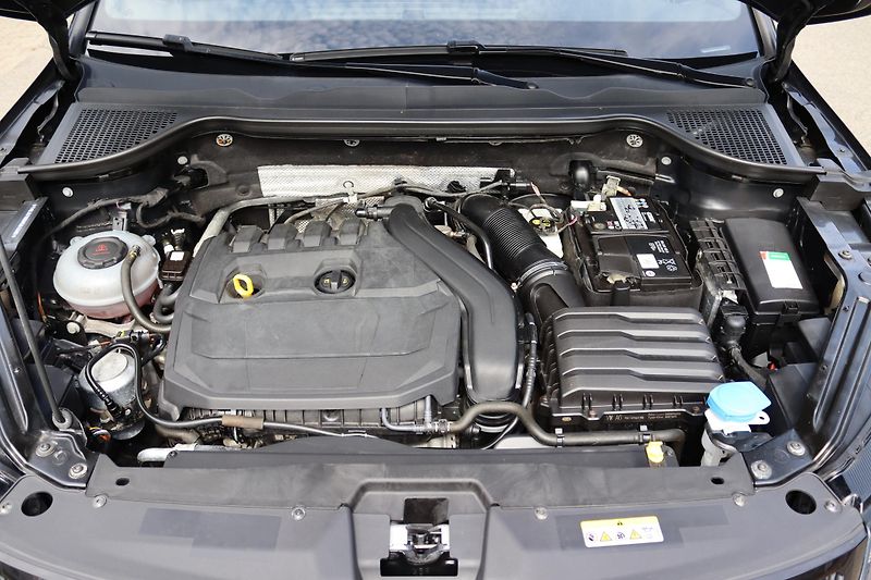 Škoda Karoq Škoda Karoq 1.5 TSI ACT Sport - fotka 48 z 50