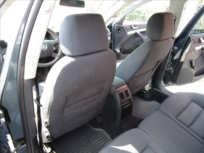 Škoda Octavia Combi 1.9TDi 4x4, aut. Klima - fotka 25 z 38