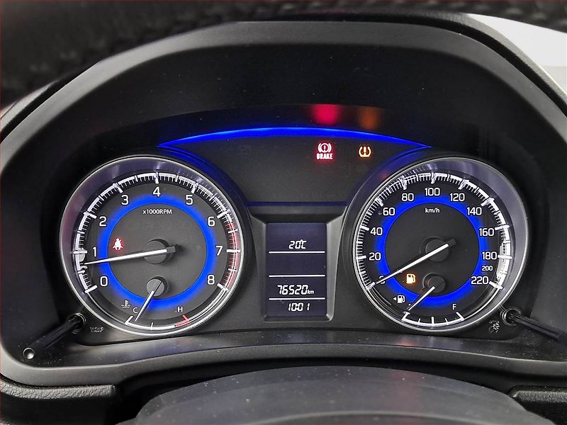 Suzuki Baleno (2017) 1.2 DualJet, Park. senzory - fotka 11 z 16